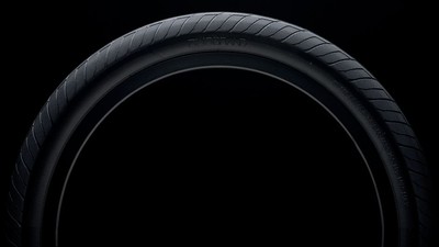 18 x 2.10 bike tire